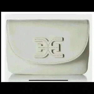 Sam Edelman Emily white shoulder/waist bag.